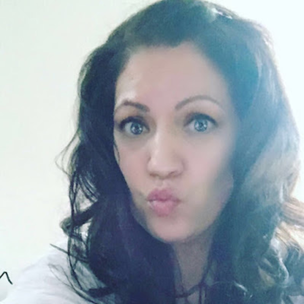 Meet your Posher, Noemi